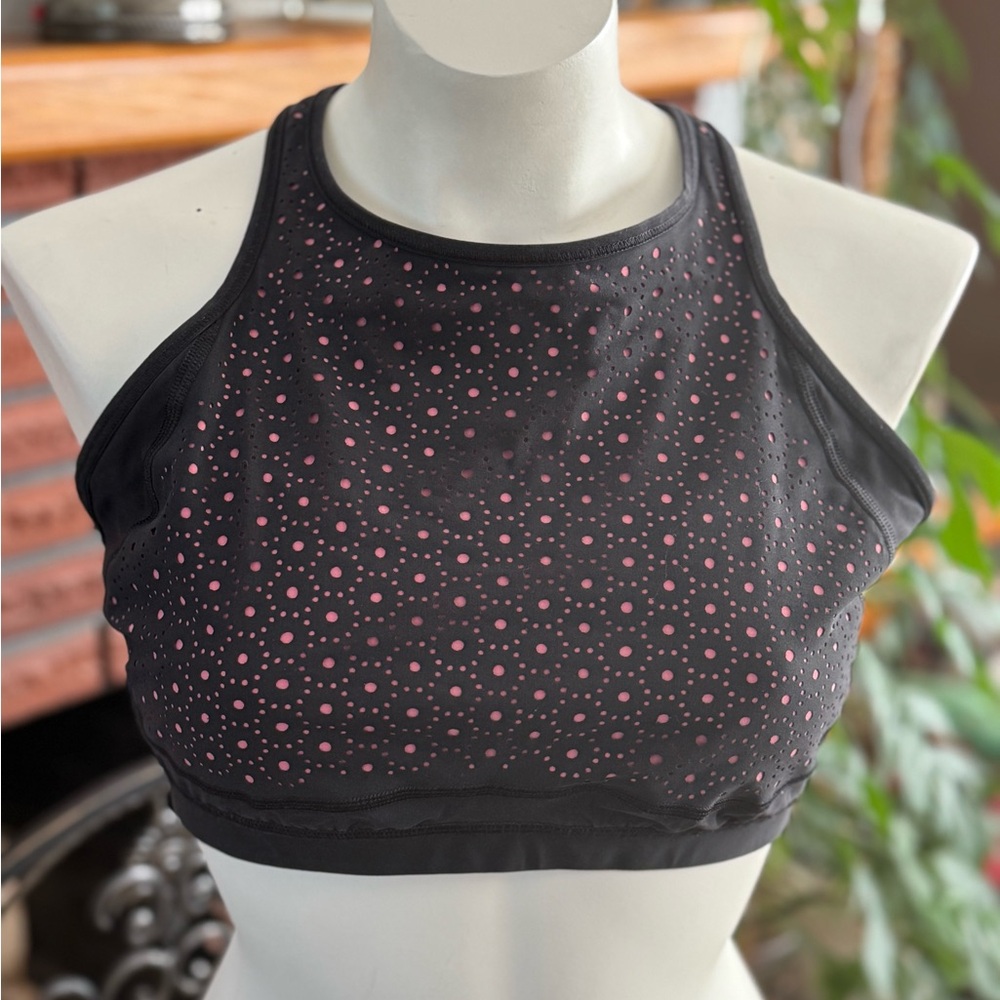 Lululemon color me quick bra black and pink